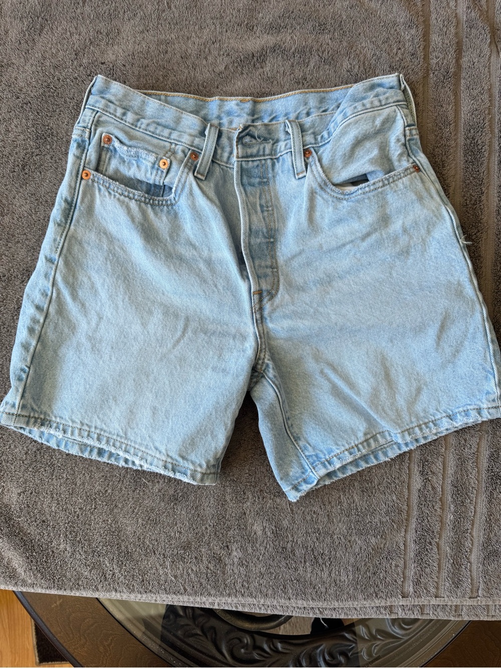 501 Levi’s light blue 5 pocket shorts-W28
